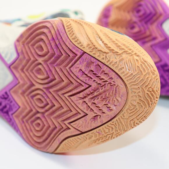 Nike Kyrie Infinity Circle of Life DQ3840-001 Men’s 10 DS NIB - Picture 6 of 8